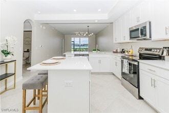 5583 Double Eagle Cir, Unit 4115 in Ave Maria, FL - Foto de edificio - Building Photo