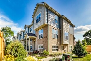 25 Clay Ave in Highwood, IL - Building Photo