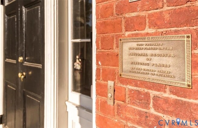 1144 W Grace St in Richmond, VA - Building Photo - Building Photo