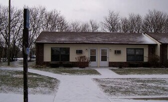 418 Cadillac St in Ligonier, IN - Building Photo