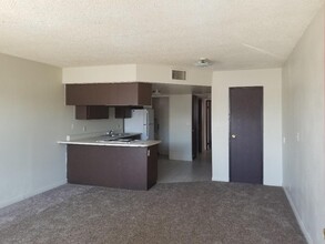 3701 Thomas Ave in North Las Vegas, NV - Building Photo - Building Photo