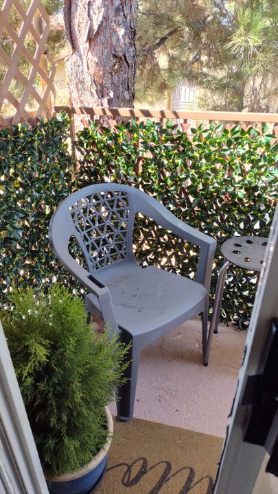 1365 Crafton Ave in Mentone, CA - Building Photo