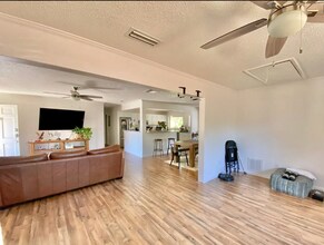 123 Sotir St NW in Fort Walton Beach, FL - Building Photo - Building Photo