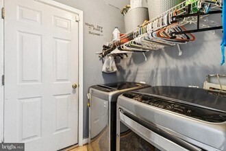 2958 Myrtlewood Dr in Dumfries, VA - Building Photo - Building Photo