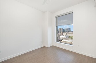 1212 Demonbreun St in Nashville, TN - Building Photo - Building Photo