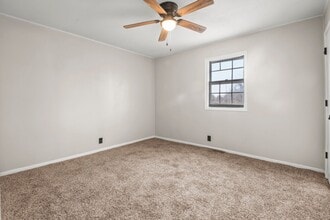 246 SE 101st Rd in Warrensburg, MO - Building Photo - Building Photo