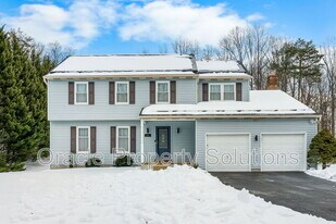 8009 Frontier Dr in Severn, MD - Building Photo