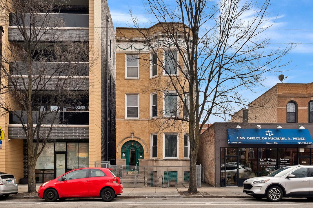 1015 N California Ave in Chicago, IL - Foto de edificio