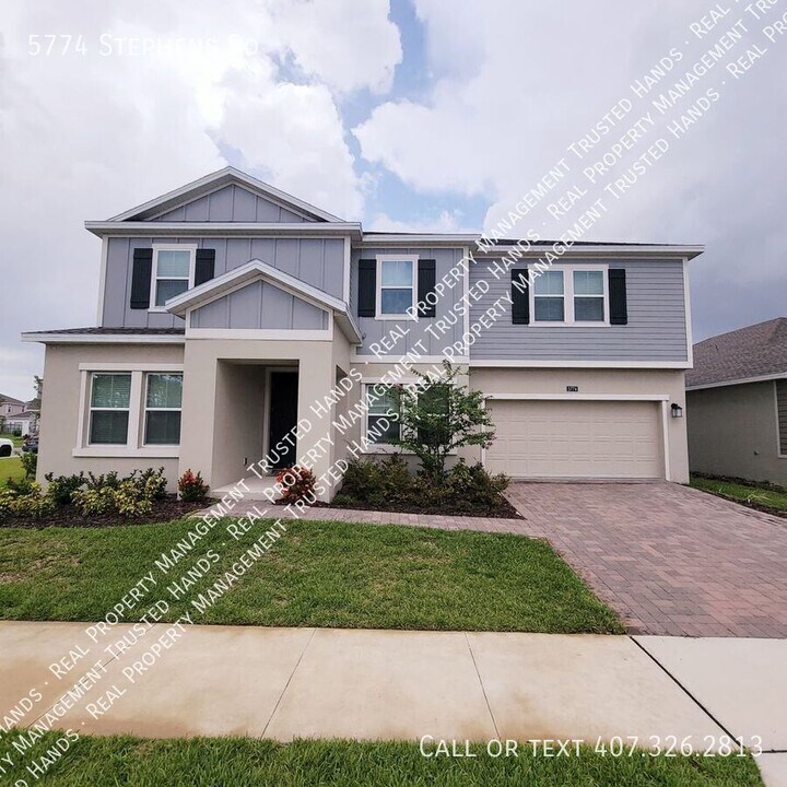 5774 Stephens Rd in St. Cloud, FL - Building Photo