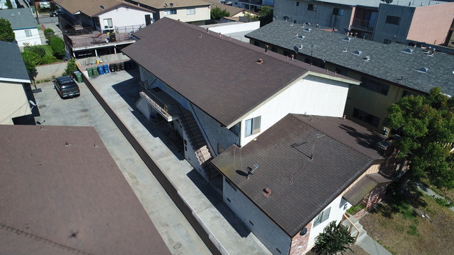 11626 Menlo Ave in Hawthorne, CA - Building Photo - Other