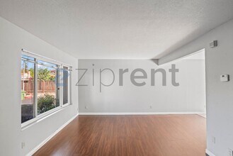 38605 Royal Ann Common in Fremont, CA - Building Photo - Building Photo