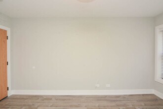 508 W Belmont Ave in Chicago, IL - Building Photo - Building Photo