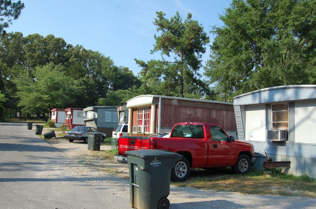 Belview Rd in Florence, AL - Building Photo