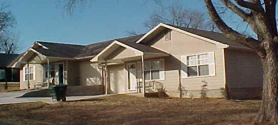 804 W Tulsa Duplex in Sulphur, OK - Building Photo - Building Photo