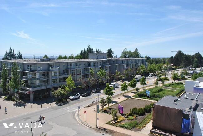 9393 Tower Rd in Burnaby, BC - Building Photo - Building Photo