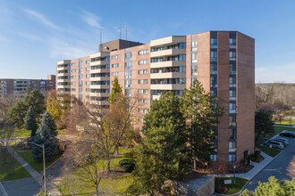 40 Baif Blvd in Richmond Hill, ON - Building Photo - Building Photo