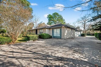 20706 Emerald St in Prairie View, TX - Building Photo - Building Photo