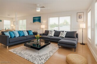 2662 Riverview Dr in Naples, FL - Building Photo - Building Photo