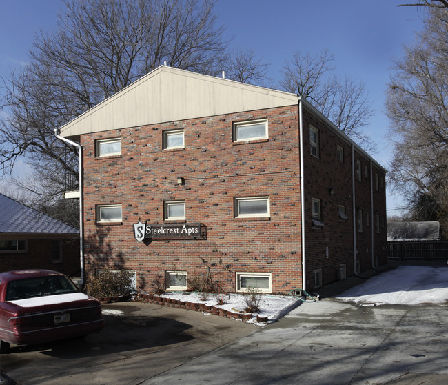 Steelcrest Apartments in Omaha, NE - Building Photo - Building Photo