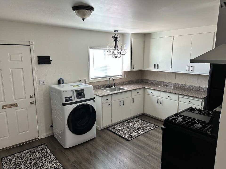 847 S 47th St in Richmond, CA - Building Photo