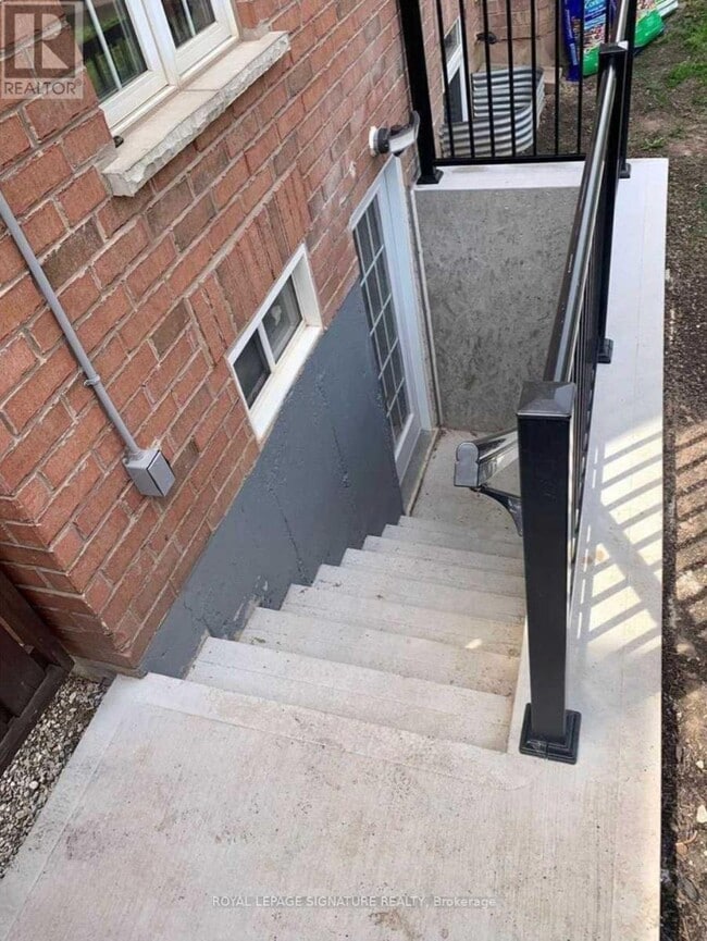 227 Nautical Blvd in Oakville, ON - Building Photo - Building Photo