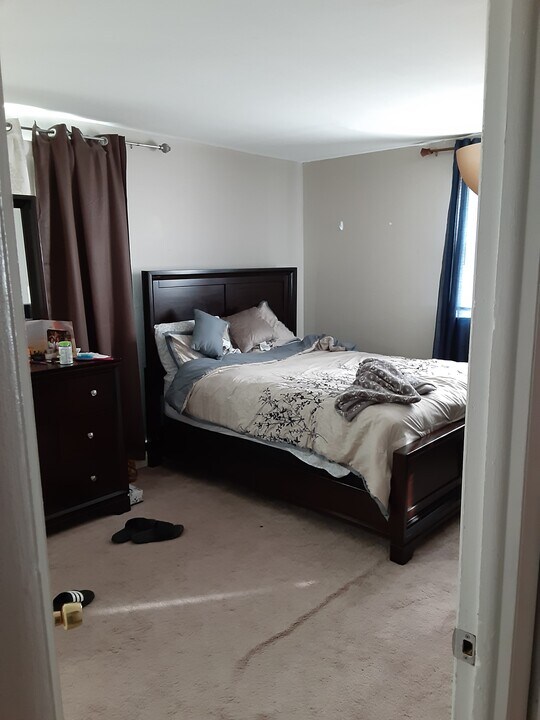 4506 Baker St, Unit 2 Photo