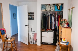 39 Whitworth Rd NE in Calgary, AB - Building Photo - Building Photo
