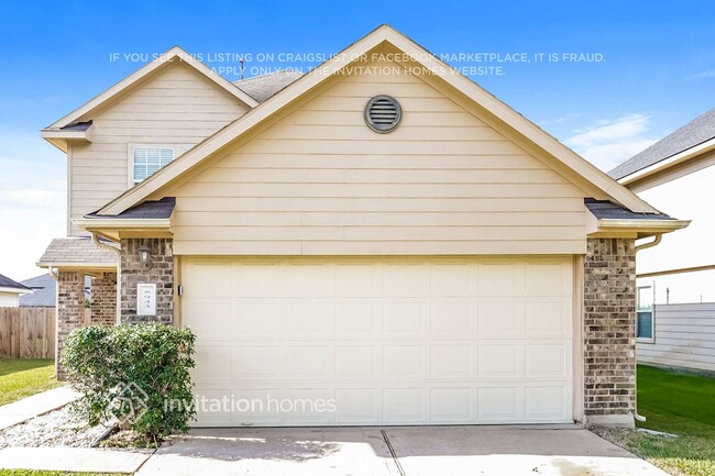 property at 5943 Brenwood Trails Ln