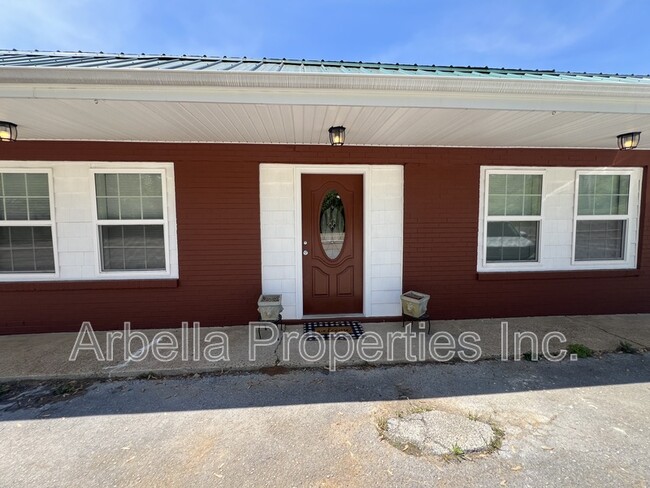 property at 1415 Kingsport Hwy