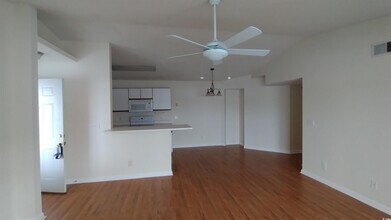 2269J Essex Dr in Surfside Beach, SC - Building Photo - Building Photo