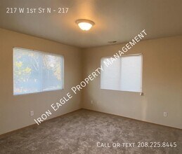 217 W 1st St N in Middleton, ID - Building Photo - Building Photo
