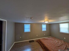 5966 Clayton Dr in Baton Rouge, LA - Foto de edificio - Building Photo