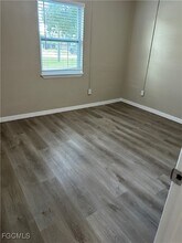 1111 Palm Ave in North Fort Myers, FL - Building Photo - Building Photo