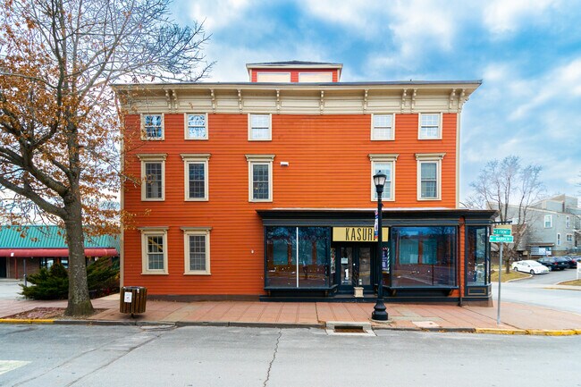 1 Warren St