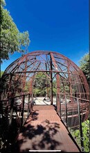1823 1/2 Waterston Ave in Austin, TX - Building Photo - Building Photo