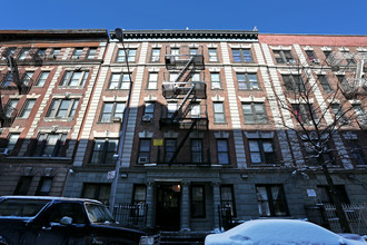 209 W 108th St in New York, NY - Building Photo - Building Photo