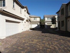 1004 Appaloosa Hills Ave in North Las Vegas, NV - Building Photo - Building Photo