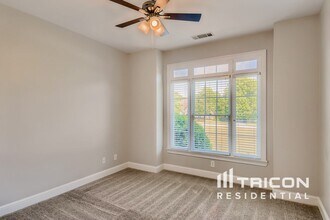 609 Kristen Ct in Mcdonough, GA - Building Photo - Building Photo