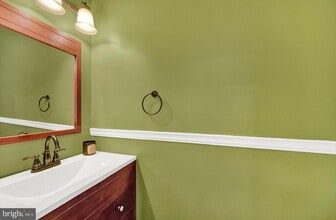 6 Carob Ct in Essex, MD - Building Photo - Building Photo