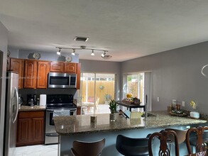 9051 SW 215th Terrace in Cutler Bay, FL - Building Photo - Building Photo