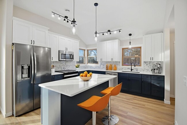 4174 S County Road 45 in Owatonna, MN - Building Photo - Building Photo