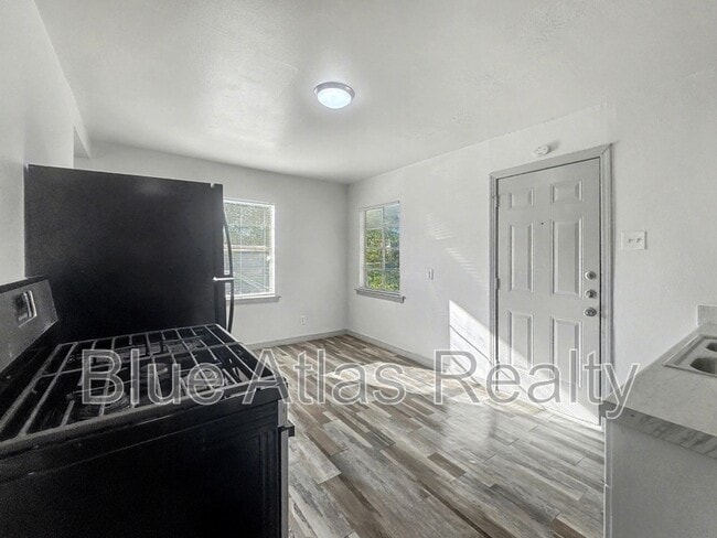 property at 5207 Spruce St