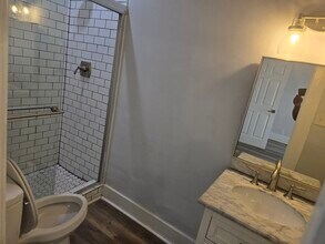 821 4th Ct W in Birmingham, AL - Building Photo - Building Photo