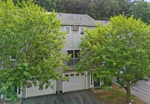 19 Profile Cir in Nashua, NH - Building Photo