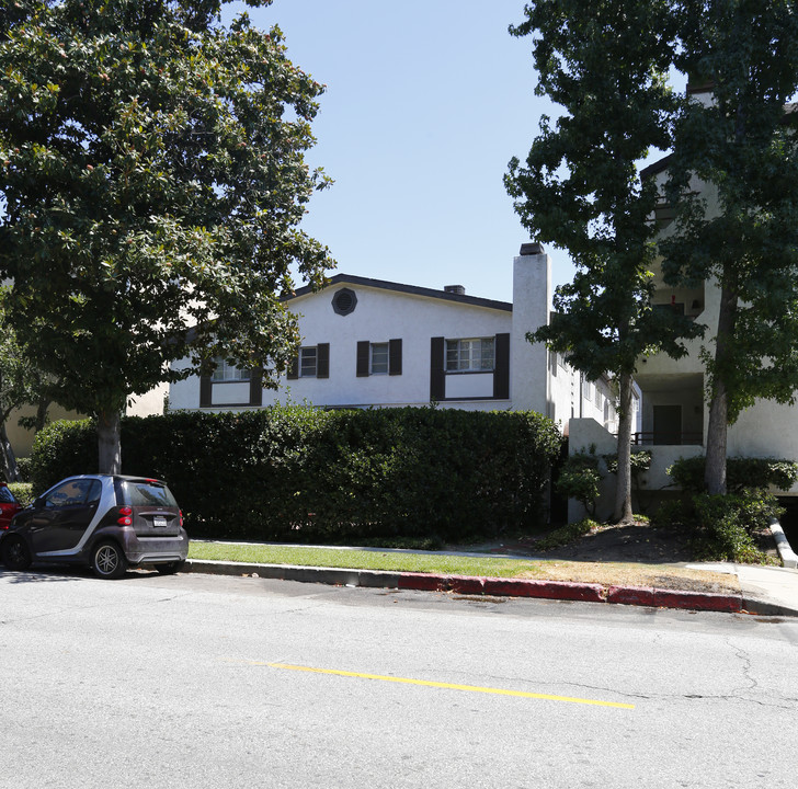 412 N Louise St in Glendale, CA - Foto de edificio