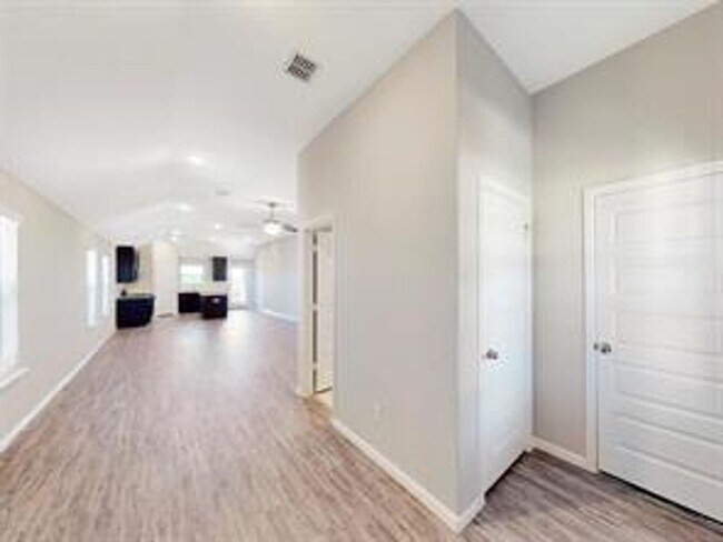 3421 Buster Way in Corinth, TX - Building Photo - Building Photo