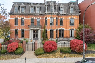 The Knights @ 506 Delaware in Buffalo, NY - Building Photo - Building Photo