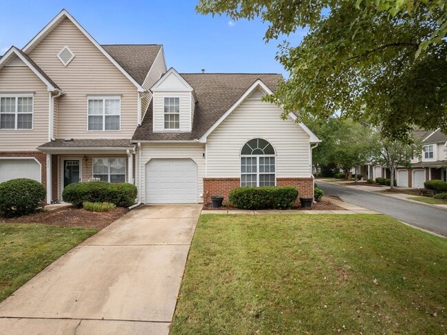 property at 949 Pensford Dr
