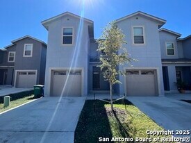 6414 Luglio Ln in San Antonio, TX - Building Photo