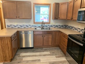 3611 McLaughlin Dr. in Lincoln, NE - Building Photo - Building Photo